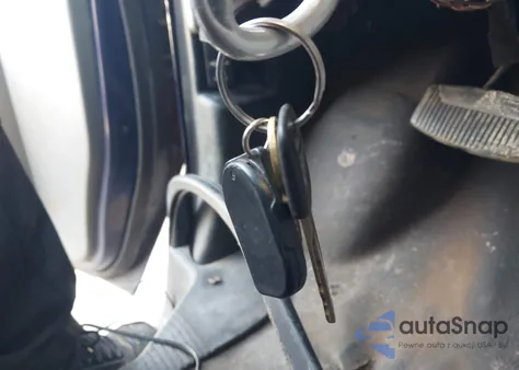 2011 Ford E-250 Commercial z USA, uszkodzony, nr VIN 1FTNE2EW1BDA79478